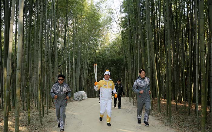 Damyang_Olympic Torch_01.jpg